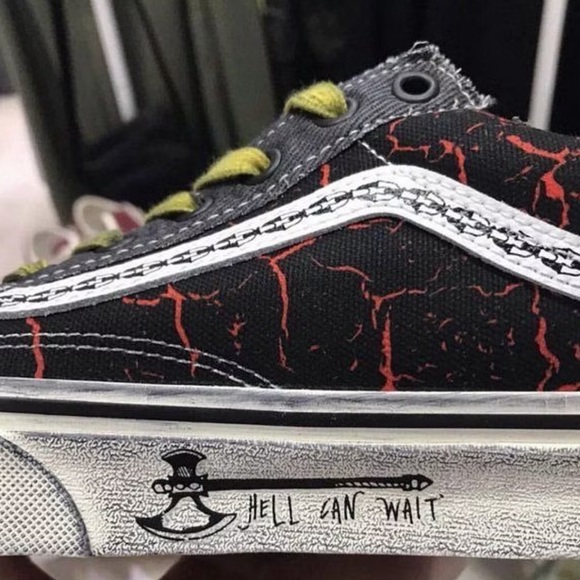 Vans Stranger Things Sneakers - Picture 2 of 5